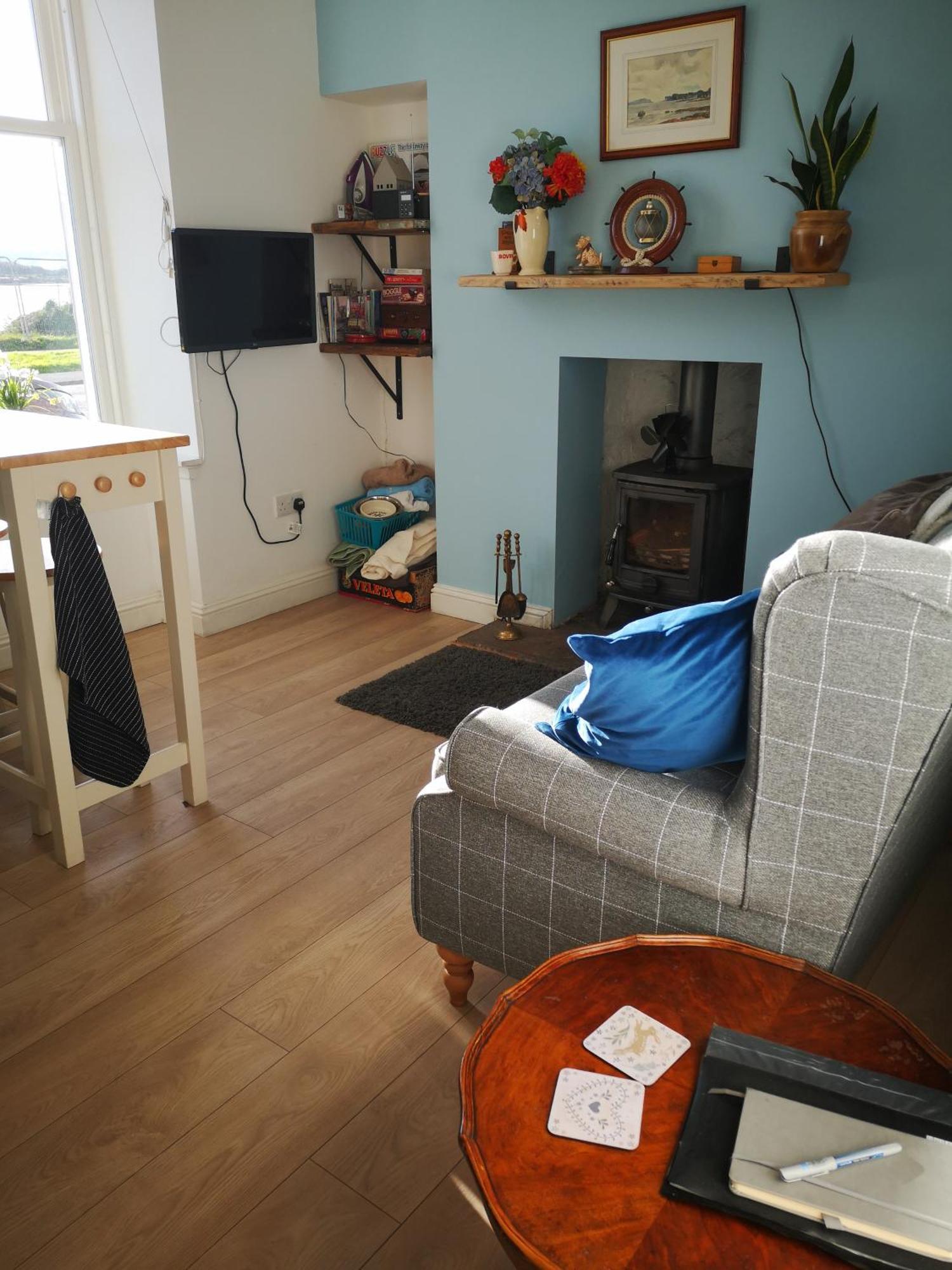 Apartamento Beside The Bay Millport Habitación foto