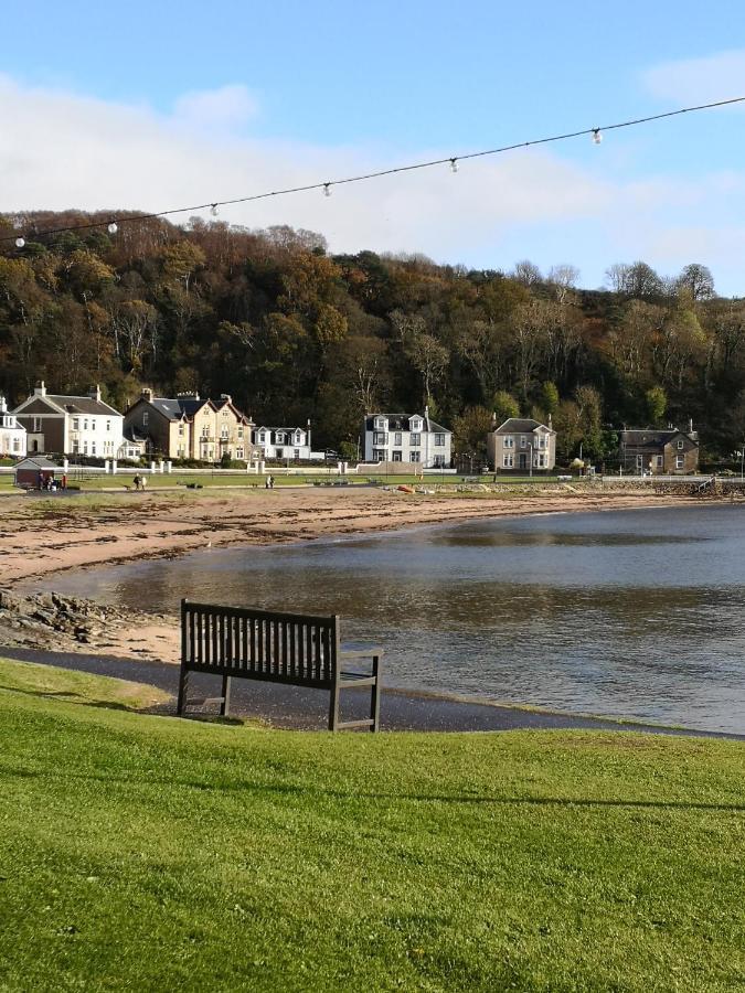 Apartamento Beside The Bay Millport Exterior foto